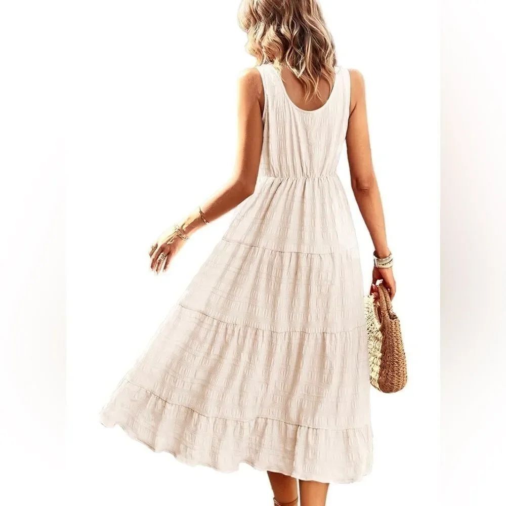 NAÏF lined tiered ivory rayon sundress - Picture 10 of 15